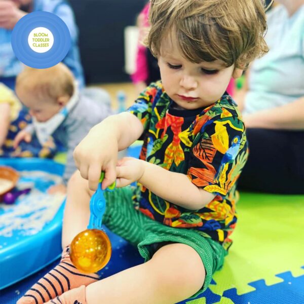 FRIDAYS IN LEIGH - ❄️🤍WINTER WONDERLAND TERM - SOCIAL SUPERSTARS - 2-4YEARS - Image 2